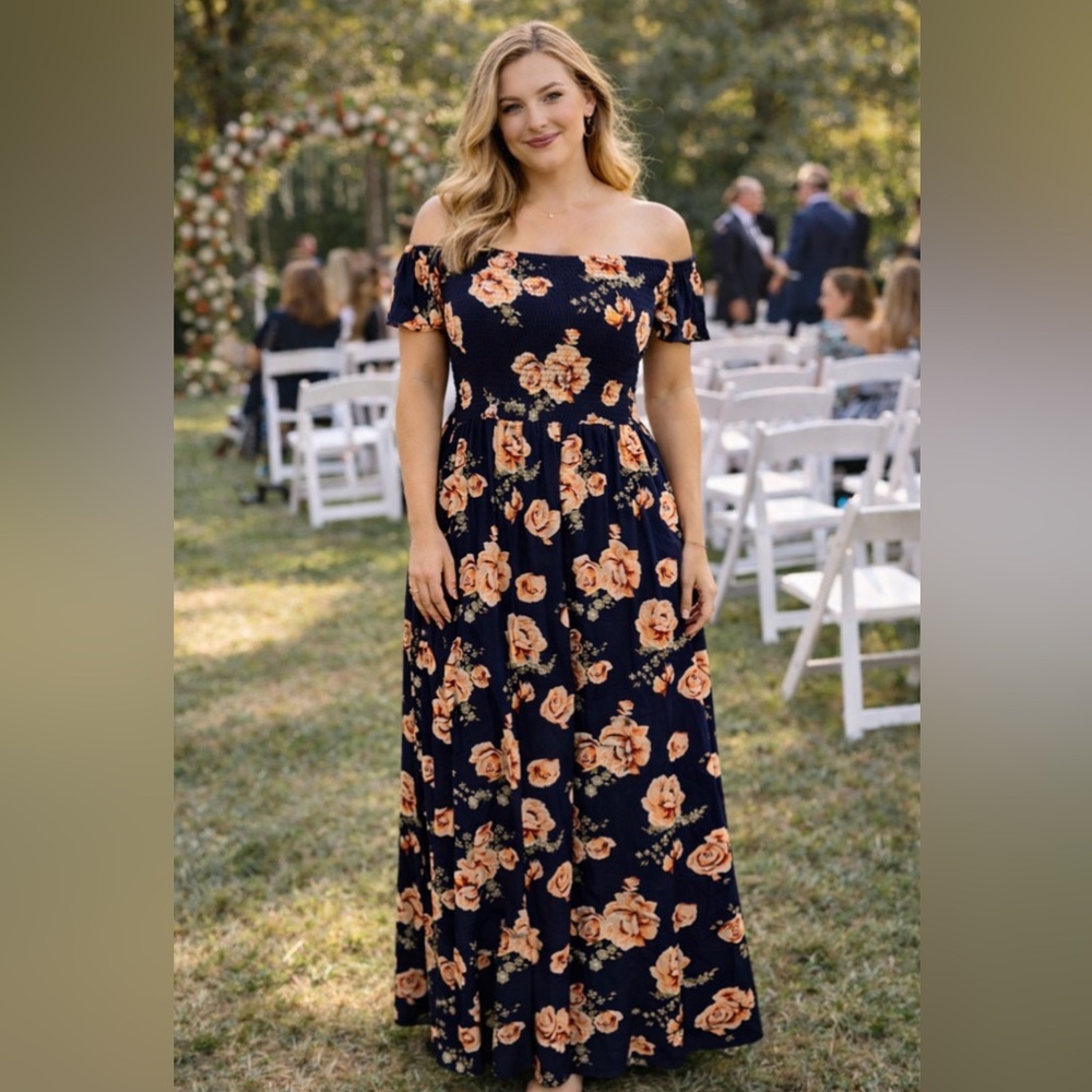 Hot Kiss black and Peach Floral off the shoulder sleeve Maxi Dress size medium